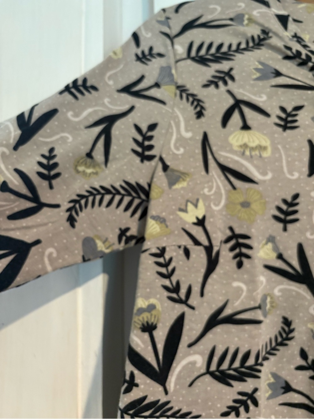 Gudrun Sjödén Women’s Taupe Botanical Scandinavian Inspire Floral Shirt Top Boho - Picture 2 of 7